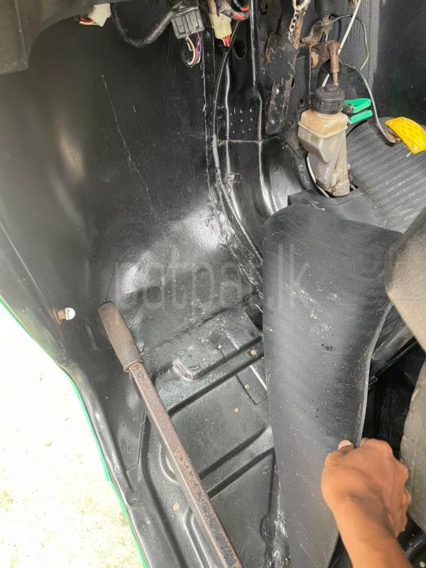 Advertisement image 4