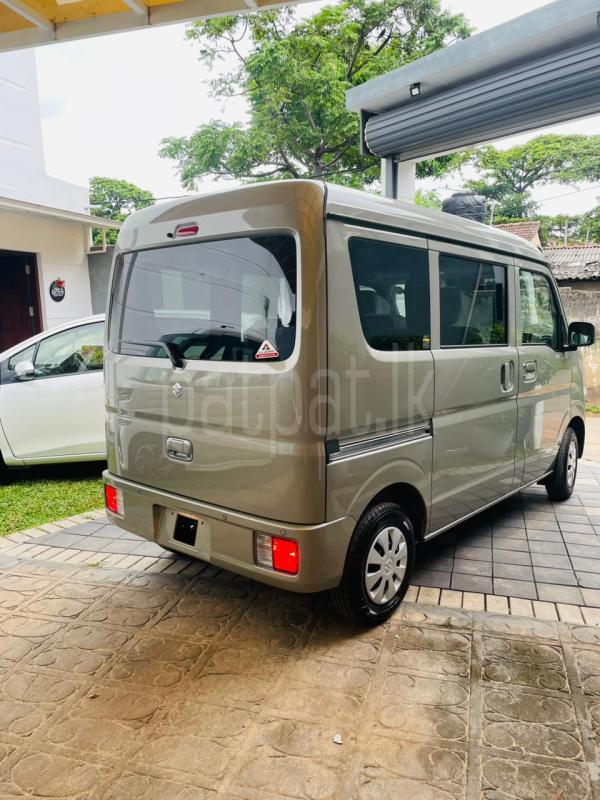 Advertisement image 6