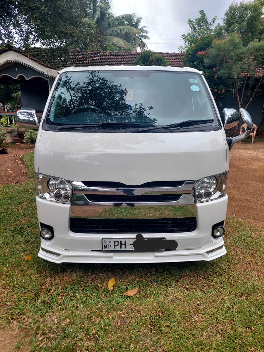 Toyota Hiace 2014 - Used Van sale in Sri Lanka - patpat.lk