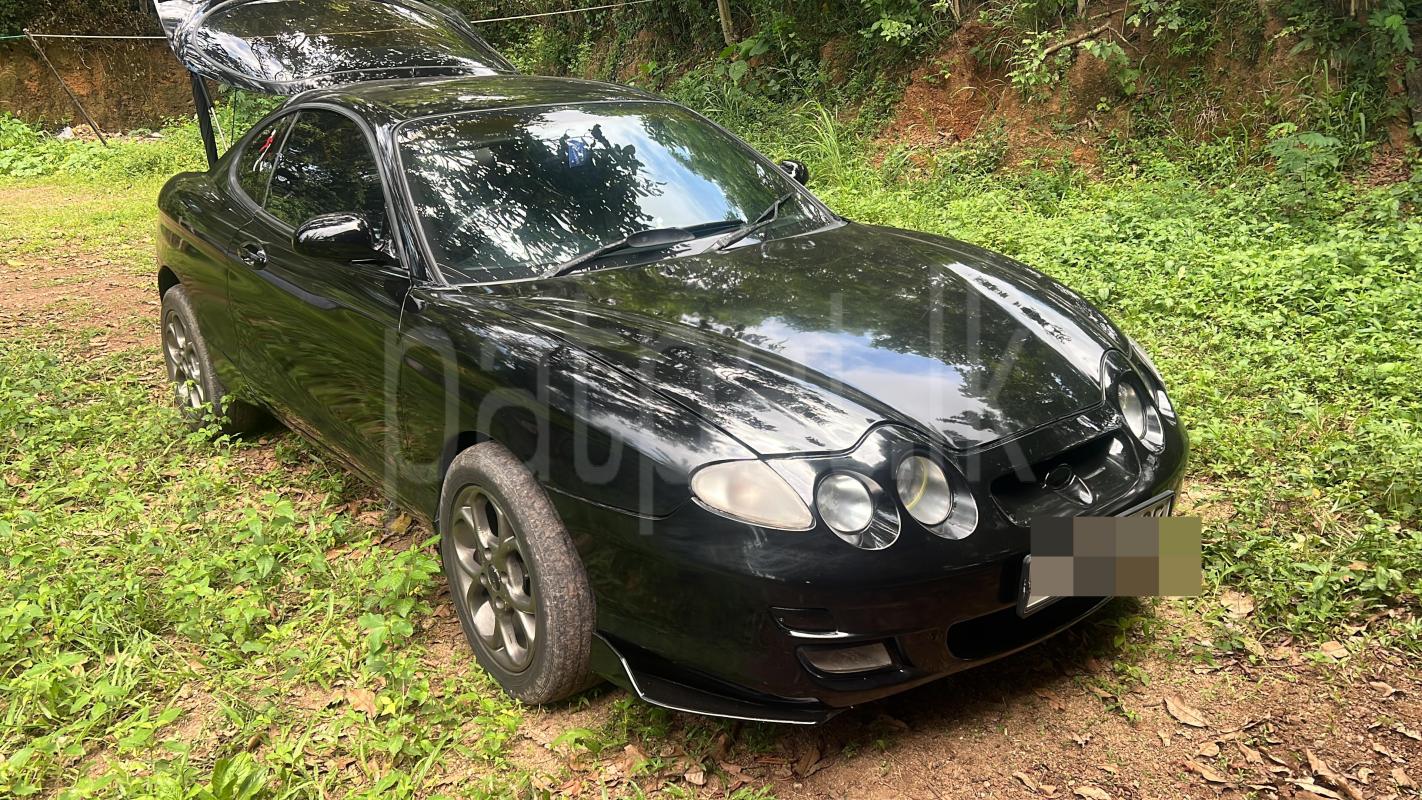 Hyundai Coupe 2001 - பயன்படுத்தப்பட்டது கார் sale in Sri Lanka - patpat.lk