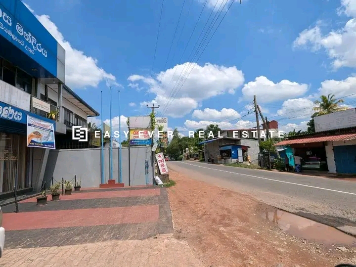 Commercial Land for Sale in Minuwangoda