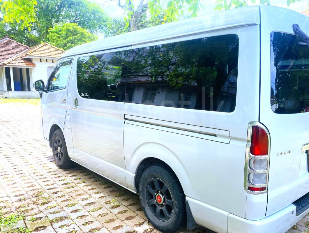 Advertisement image 3