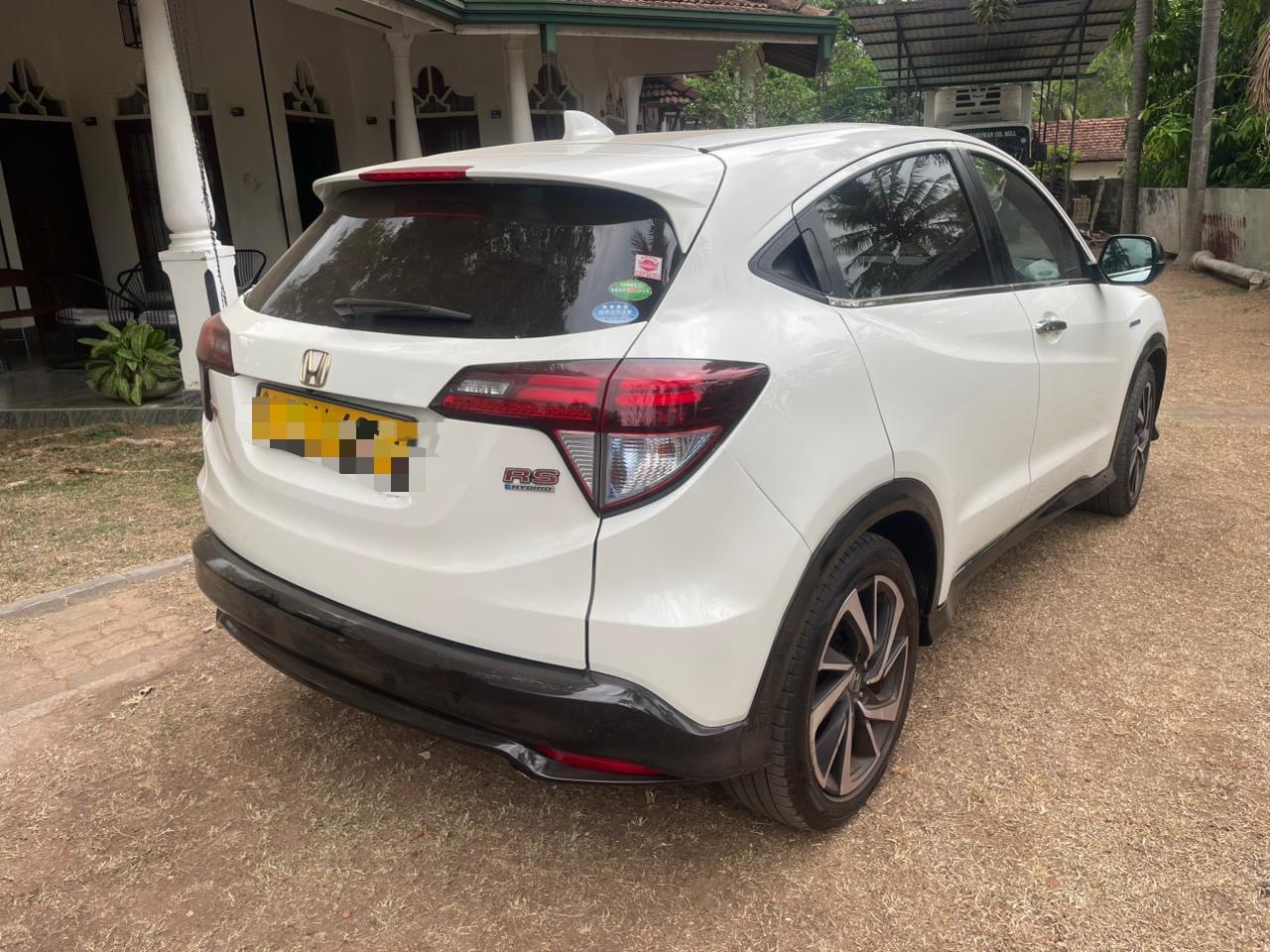 Honda Vezel 2017 - Used SUV sale in Sri Lanka - patpat.lk