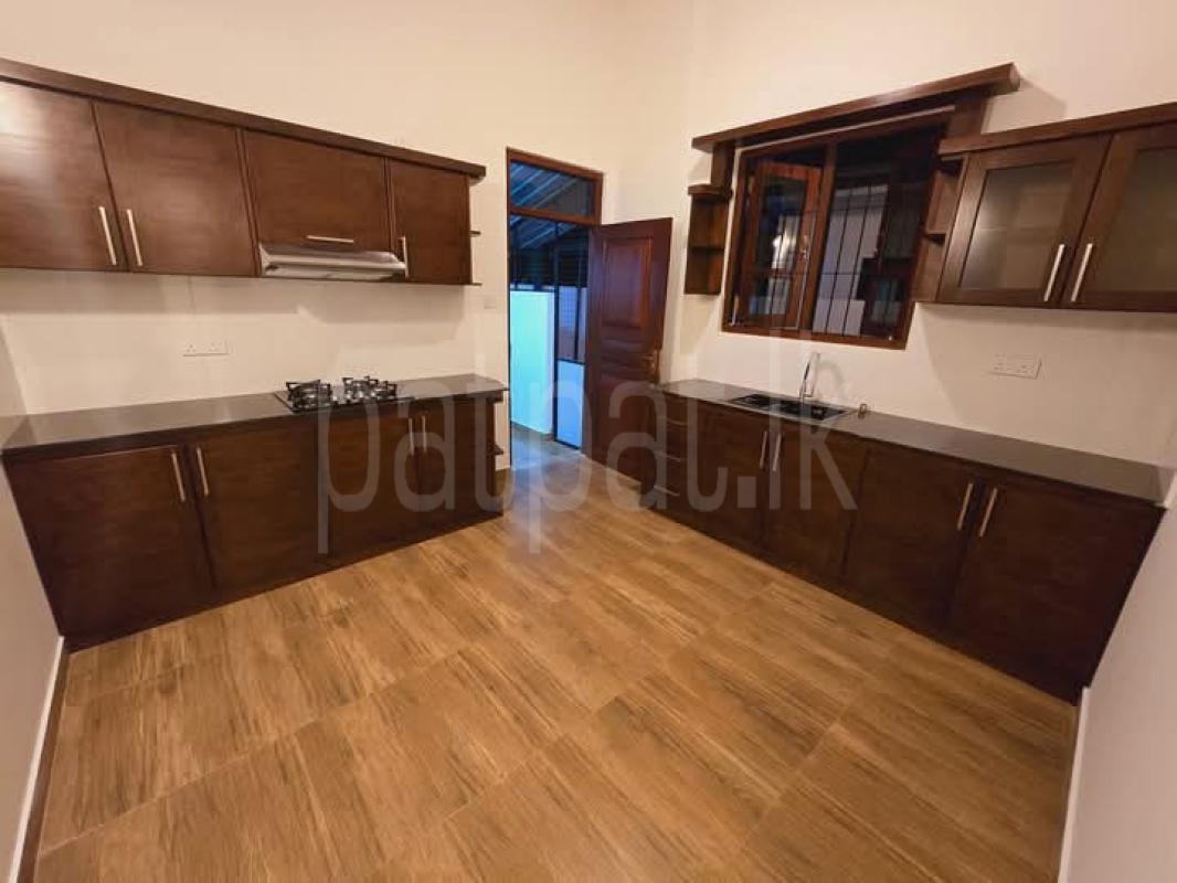 House for Sale in Nugegoda ads-image-1