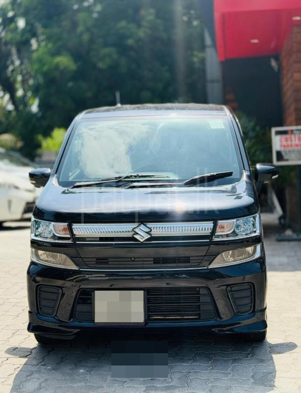 Suzuki Wagon R 2015 - பயன்படுத்தப்பட்டது கார் sale in Sri Lanka - patpat.lk