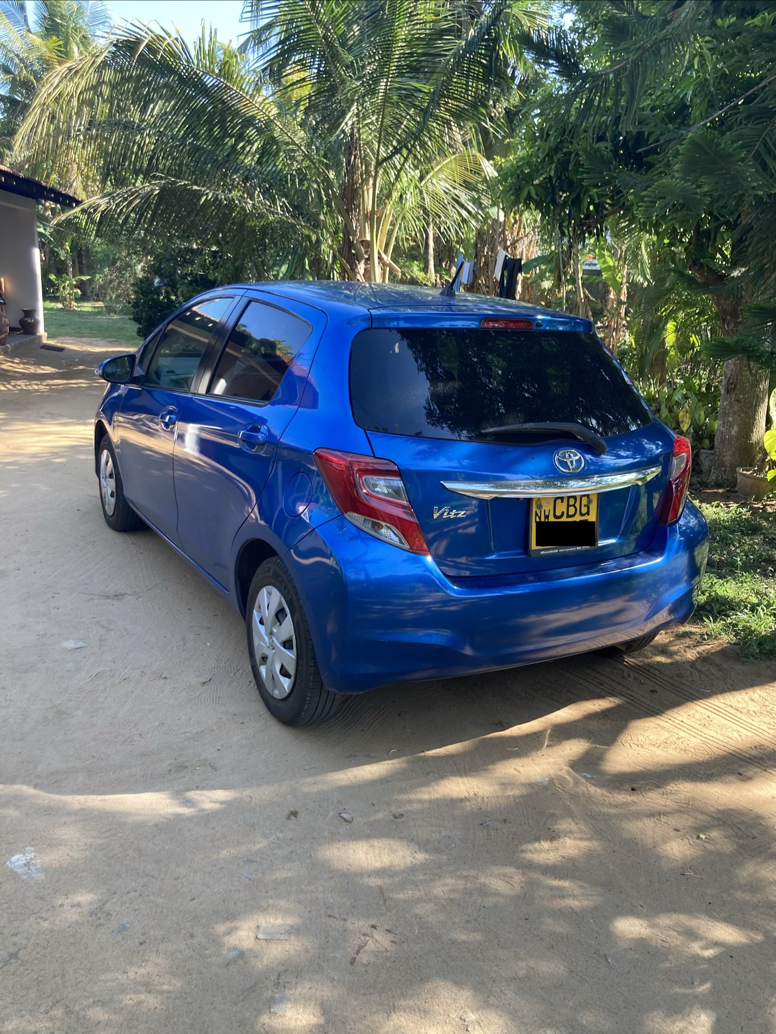 Toyota Vitz 2015 - Used Car sale in Sri Lanka - patpat.lk