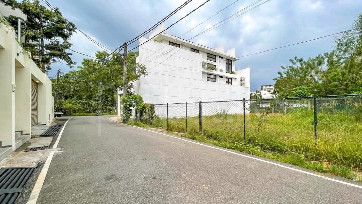 Residential Land for Sale in Talawatugoda