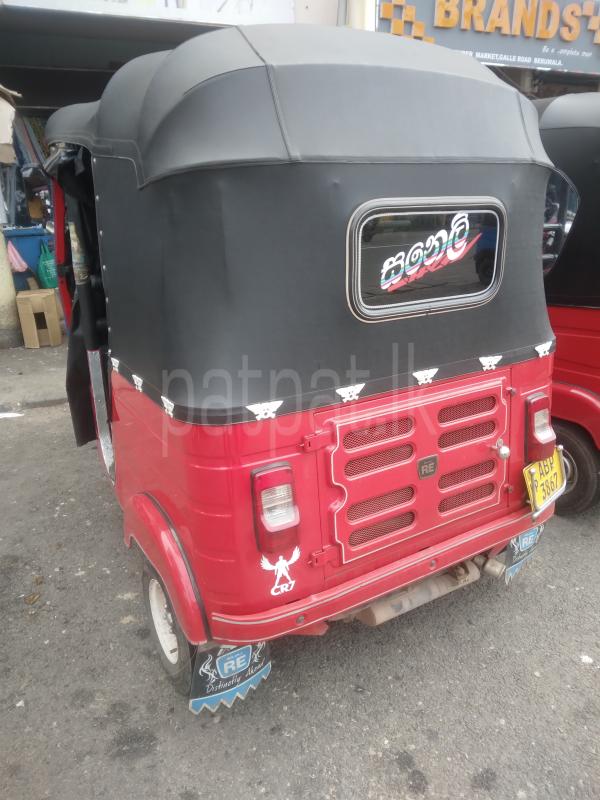 Bajaj Three Wheel 2017 - பயன்படுத்தப்பட்டது முச்சக்கர வண்டி sale in Sri Lanka - patpat.lk