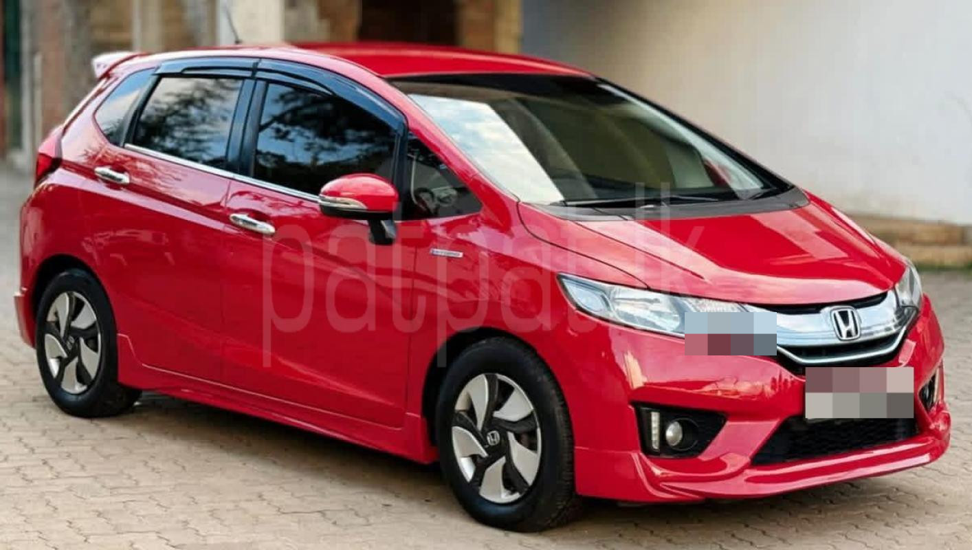 Honda Fit 2014 - பயன்படுத்தப்பட்டது கார் sale in Sri Lanka - patpat.lk