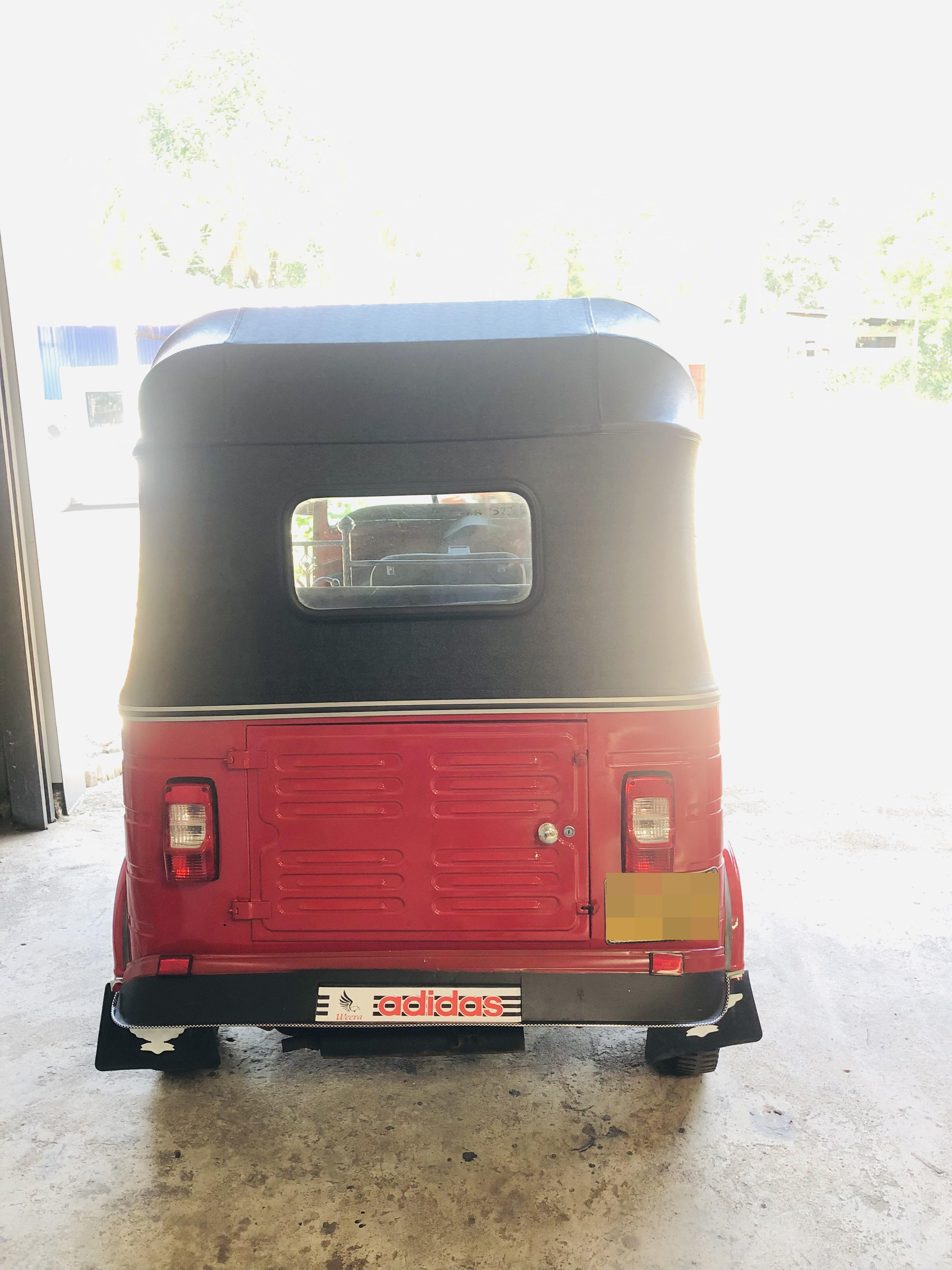 Bajaj Three Wheel 2013 - භාවිතා කරන ලද ත්‍රිරෝද රථය sale in Sri Lanka - patpat.lk