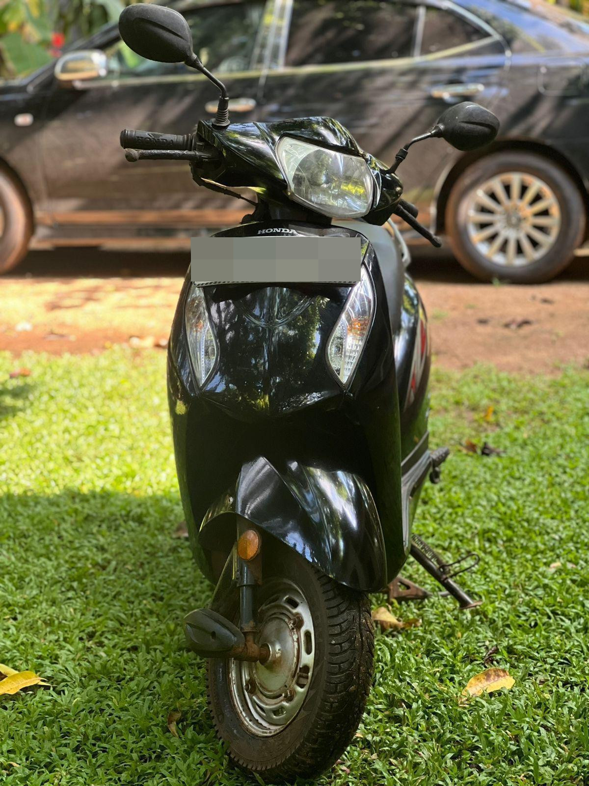 Honda Activa 2015 ads-image-1