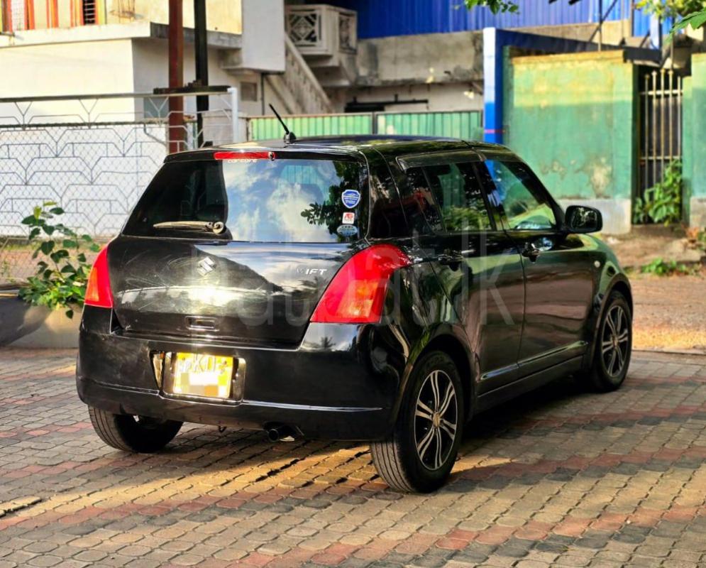 Advertisement image 4