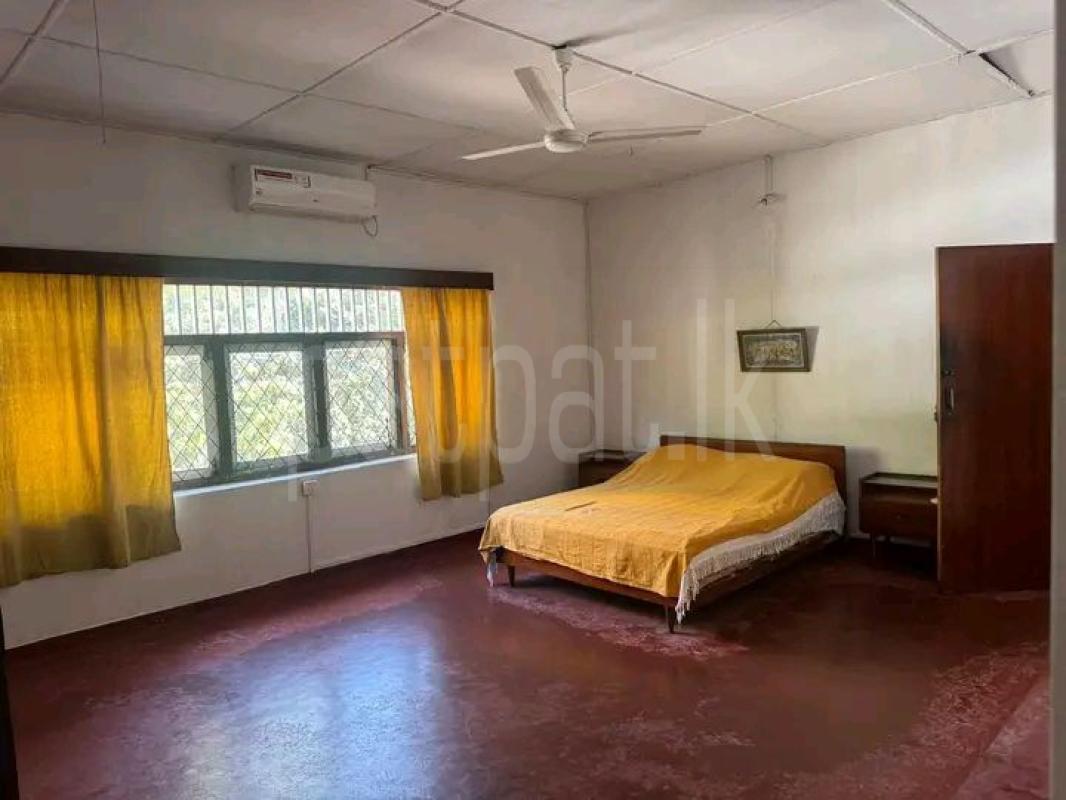 House for Sale in Wellawatta (Colombo 06)