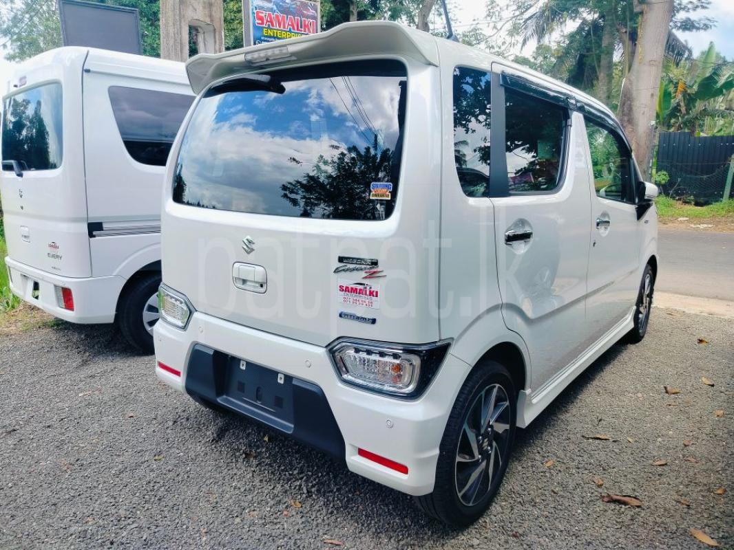 Advertisement image 4