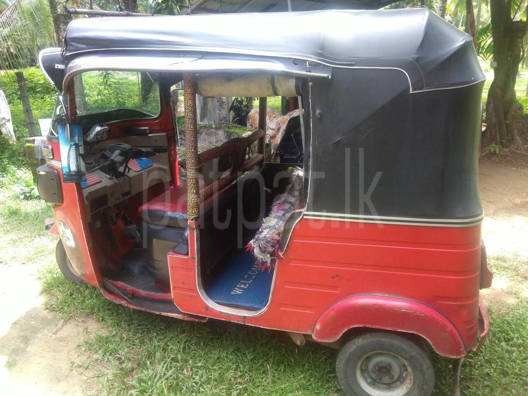 Bajaj 4 stroke 2016 - Used Three wheeler sale in Sri Lanka - patpat.lk