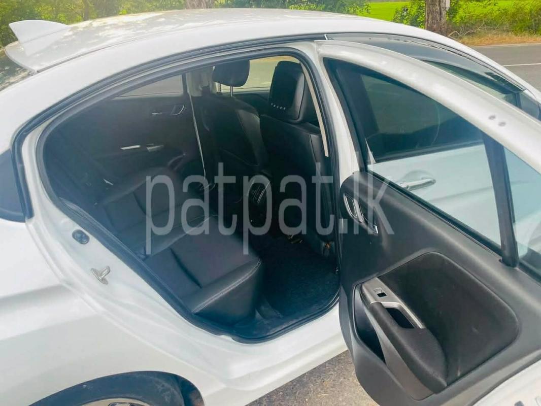 Honda Grace 2014 - பயன்படுத்தப்பட்டது கார் sale in Sri Lanka - patpat.lk