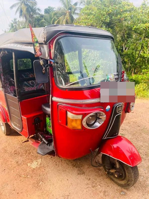Bajaj Three Wheel 2013 - Used Three wheeler sale in Sri Lanka - patpat.lk