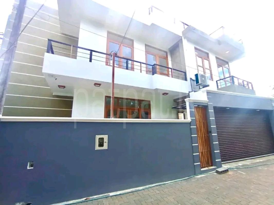 Advertisement image 4