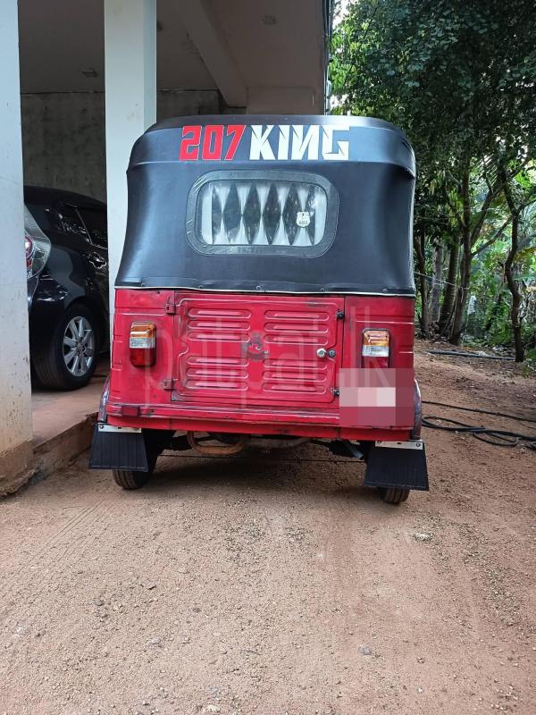 Bajaj Three Wheel 2000 - பயன்படுத்தப்பட்டது முச்சக்கர வண்டி sale in Sri Lanka - patpat.lk