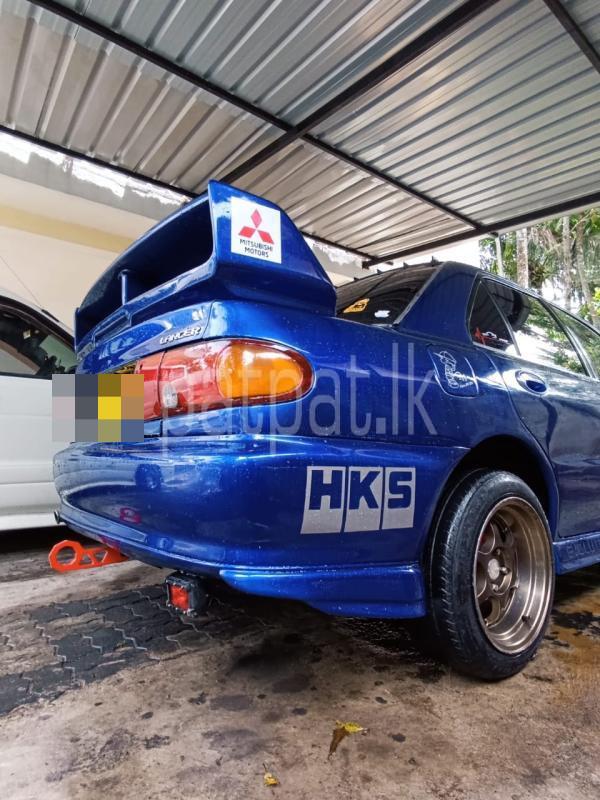 Mitsubishi Lancer 1994 - பயன்படுத்தப்பட்டது கார் sale in Sri Lanka - patpat.lk
