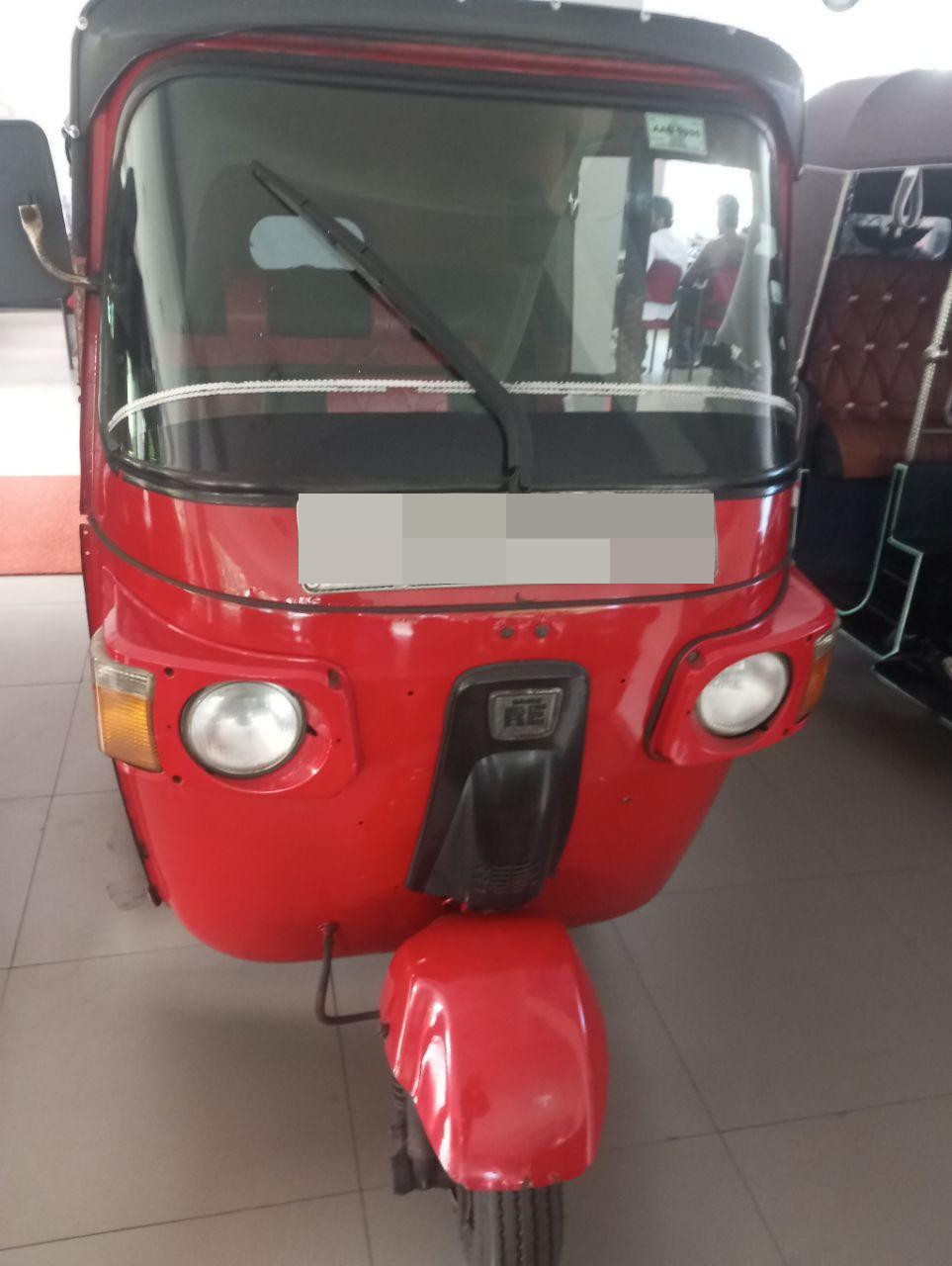Bajaj Three Wheel 2012