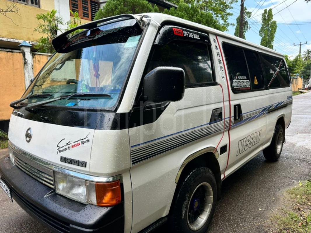 Nissan Caravan 1986 - பயன்படுத்தப்பட்டது வேன் sale in Sri Lanka - patpat.lk