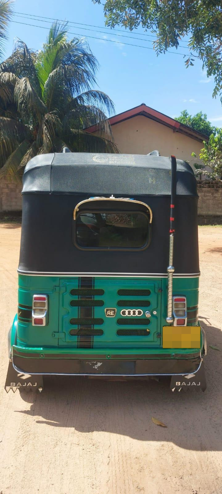 Bajaj Three Wheel 2014 - Used Three wheeler sale in Sri Lanka - patpat.lk