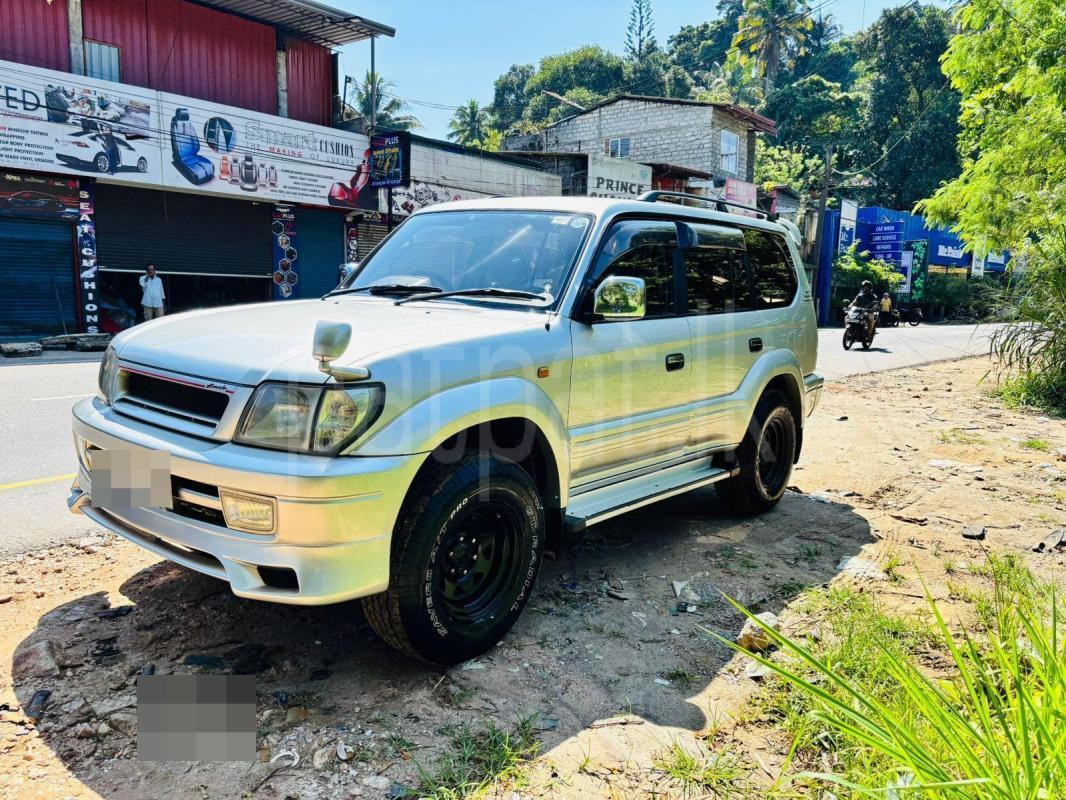 Toyota Land Cruiser Prado 2000 - භාවිතා කරන ලද SUV රථය sale in Sri Lanka - patpat.lk