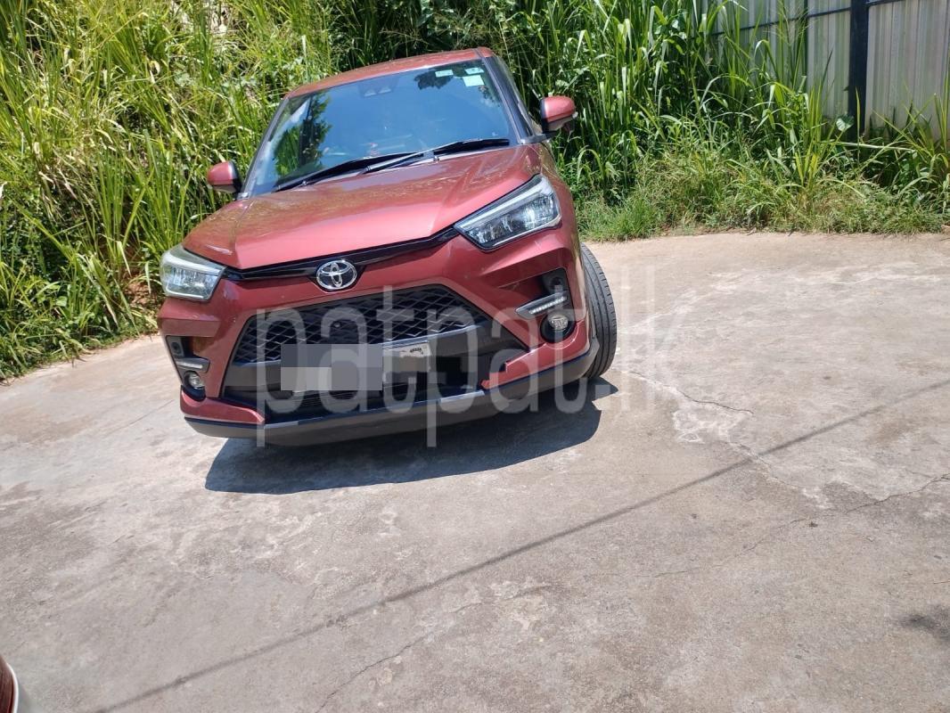 Toyota Raize 2020 - භාවිතා කරන ලද SUV රථය sale in Sri Lanka - patpat.lk
