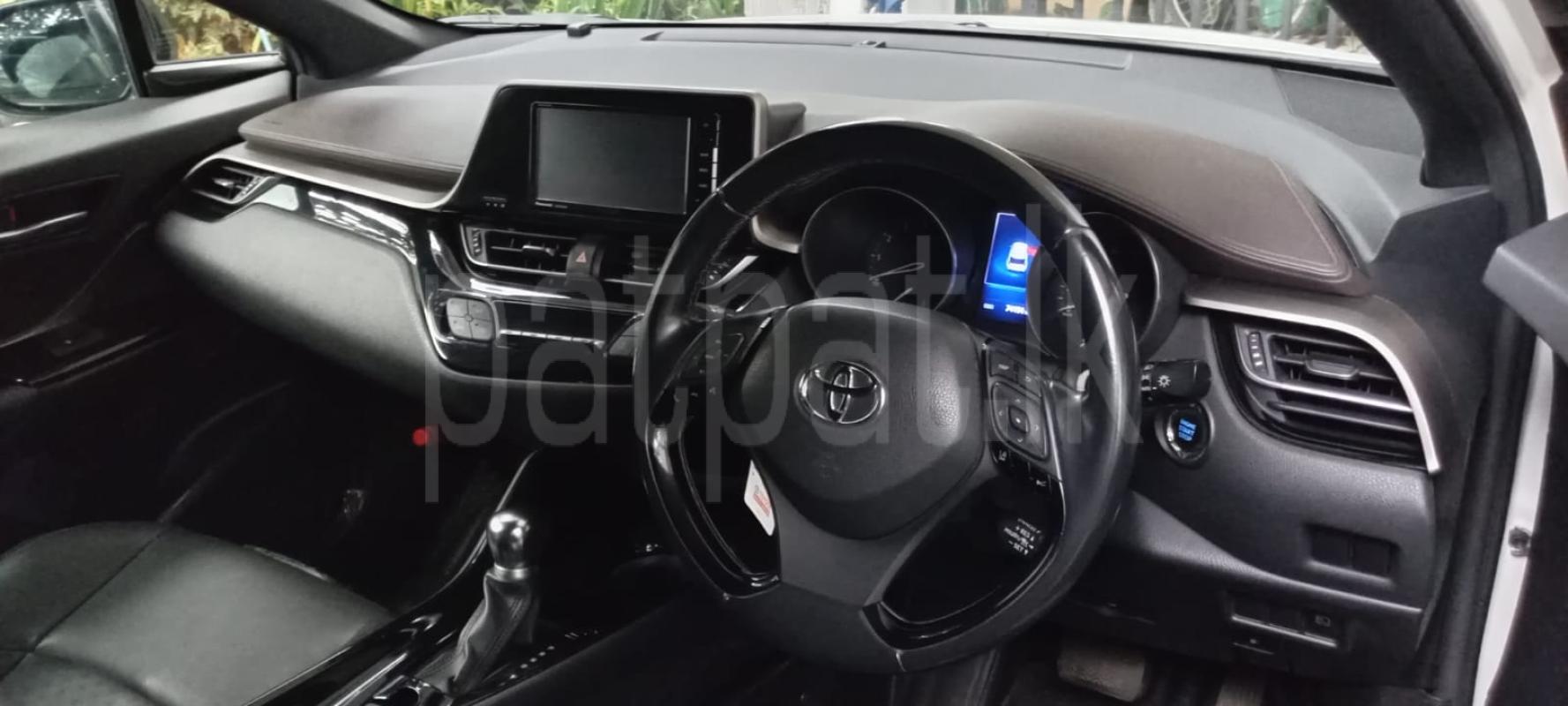 Toyota CHR 2018 - பயன்படுத்தப்பட்டது SUV sale in Sri Lanka - patpat.lk