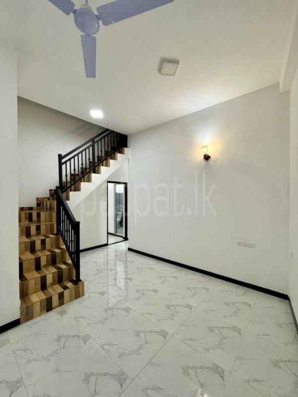 House for Sale in Wellampitiya