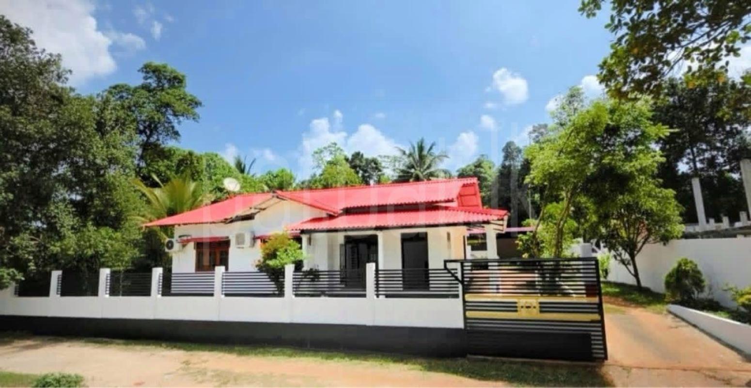 House for Sale in Kalagedihena ads-image-1