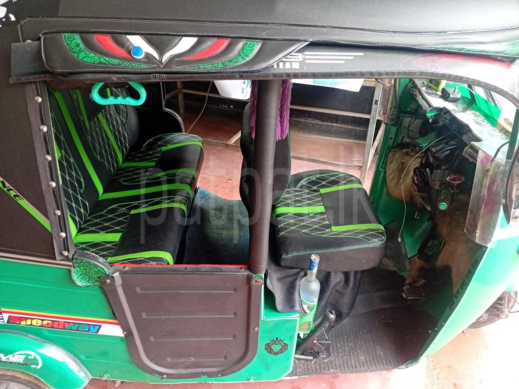 Bajaj 2 stroke 2007 - பயன்படுத்தப்பட்டது முச்சக்கர வண்டி sale in Sri Lanka - patpat.lk
