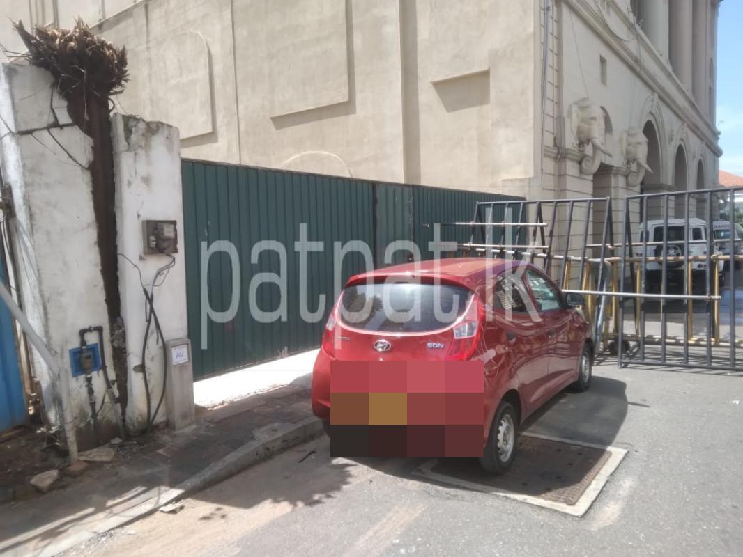 Advertisement image 1