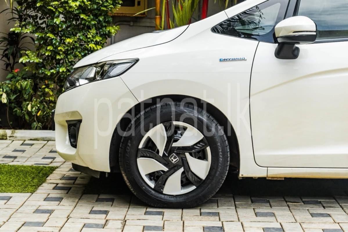 Advertisement image 4