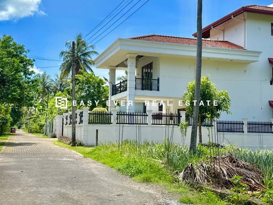 Residential Land for Sale in Nittambuwa