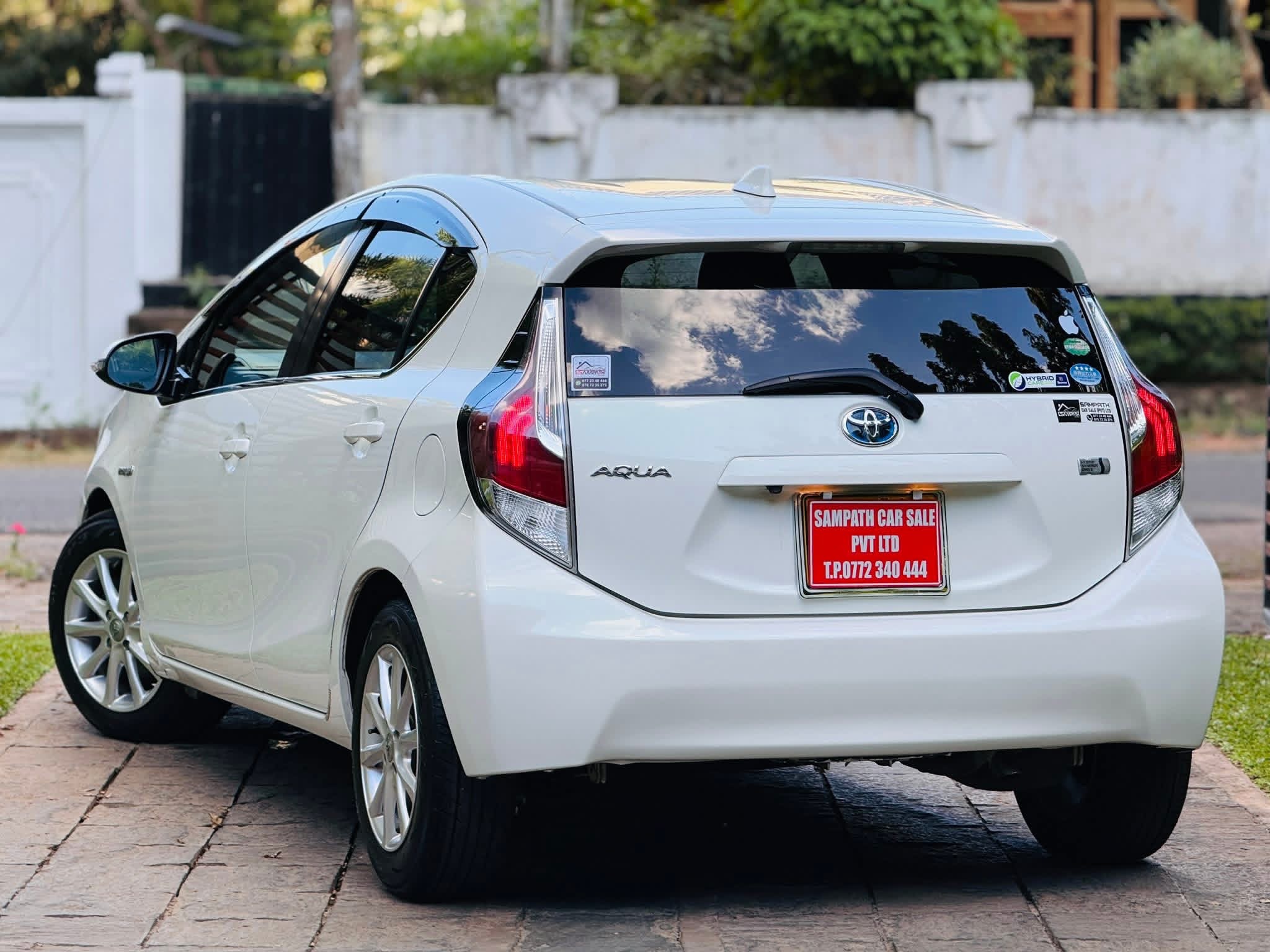 Toyota Aqua 2016 - Used Car sale in Sri Lanka - patpat.lk