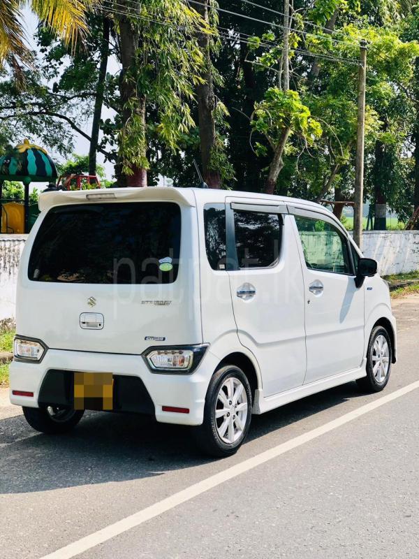 Advertisement image 6