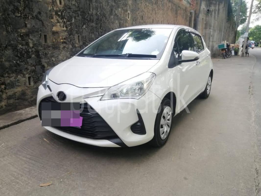Toyota Vitz 2018 - பயன்படுத்தப்பட்டது கார் sale in Sri Lanka - patpat.lk