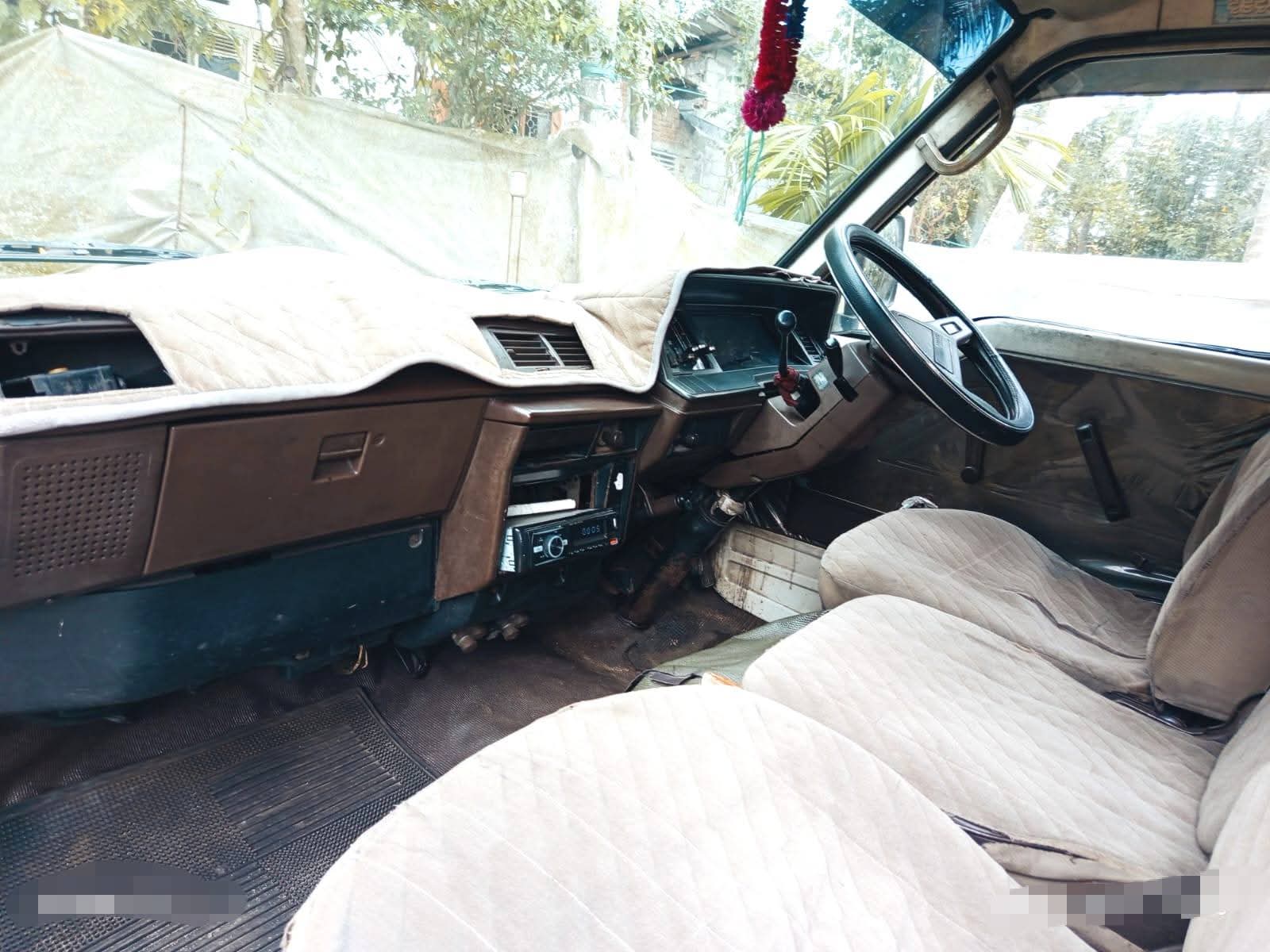 Toyota Hiace 1988 - Used Van sale in Sri Lanka - patpat.lk