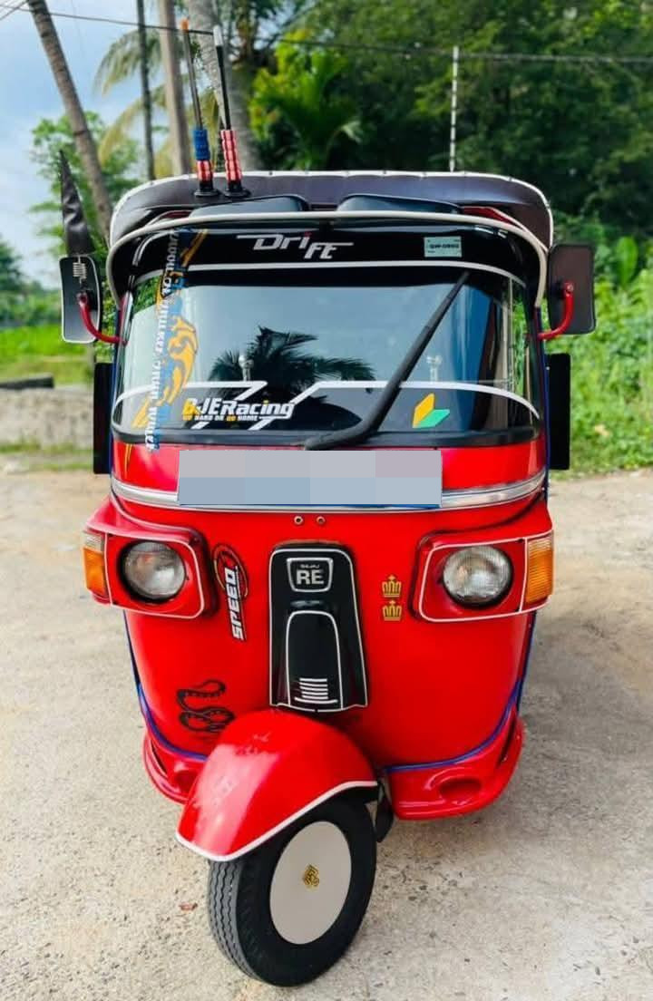 Bajaj Three Wheel 2010 - භාවිතා කරන ලද ත්‍රිරෝද රථය sale in Sri Lanka - patpat.lk