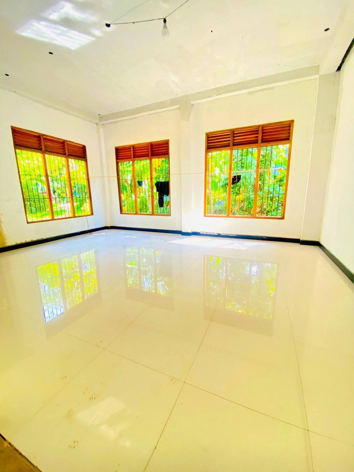 House for Sale in Veyangoda