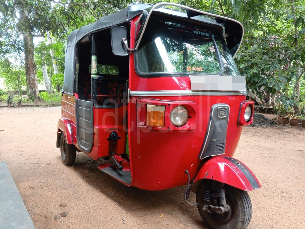 Bajaj 4 stroke 2010 - භාවිතා කරන ලද ත්‍රිරෝද රථය sale in Sri Lanka - patpat.lk