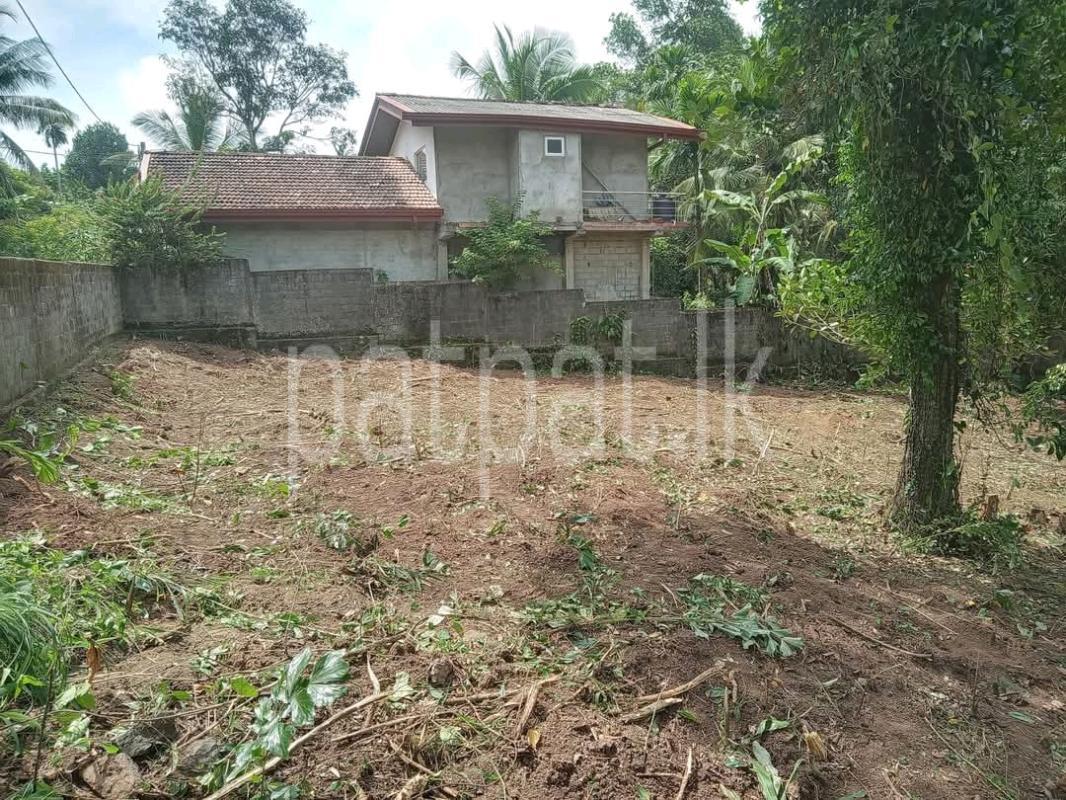 Residential Land for Sale in Kandana