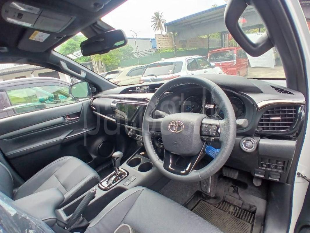 Advertisement image 5