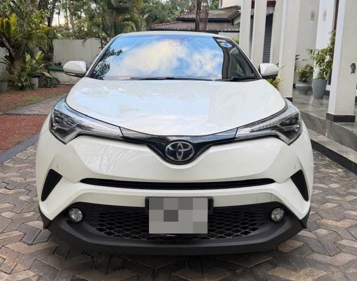 Honda CH R 2017 - பயன்படுத்தப்பட்டது SUV sale in Sri Lanka - patpat.lk