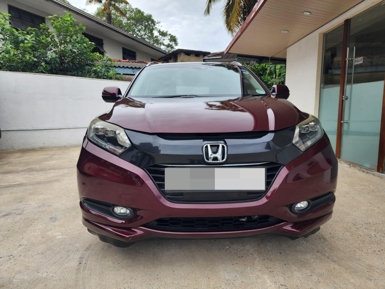 Honda Vezel 2014 - பயன்படுத்தப்பட்டது SUV sale in Sri Lanka - patpat.lk