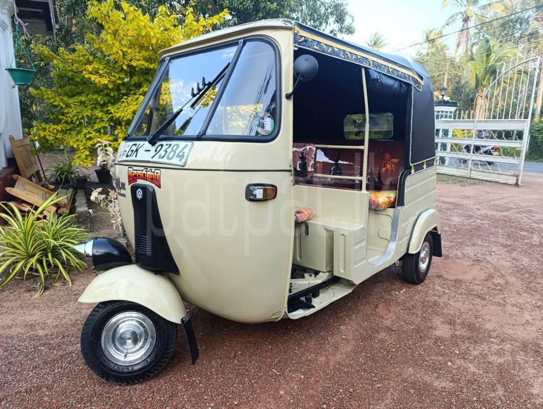 Bajaj Three Wheel 2005 - பயன்படுத்தப்பட்டது முச்சக்கர வண்டி sale in Sri Lanka - patpat.lk