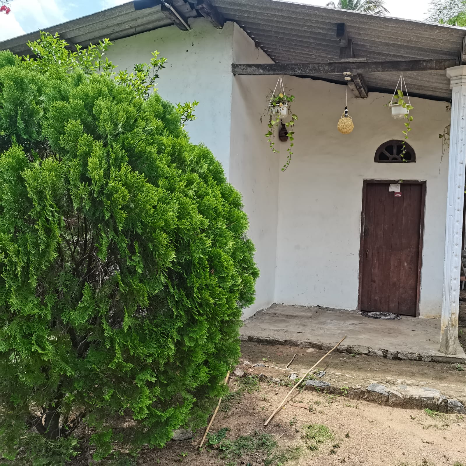 House for Sale in Thihariya