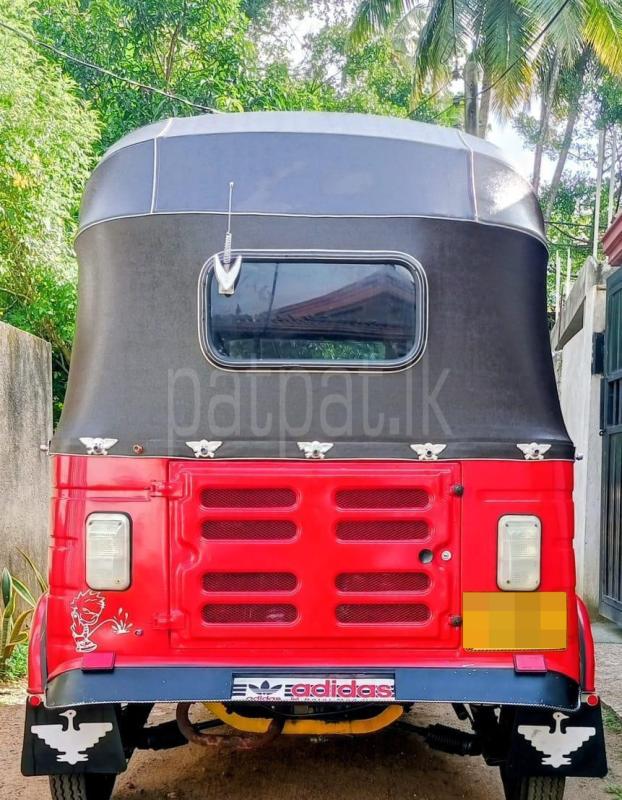 Bajaj 2 stroke 2002 - භාවිතා කරන ලද ත්‍රිරෝද රථය sale in Sri Lanka - patpat.lk